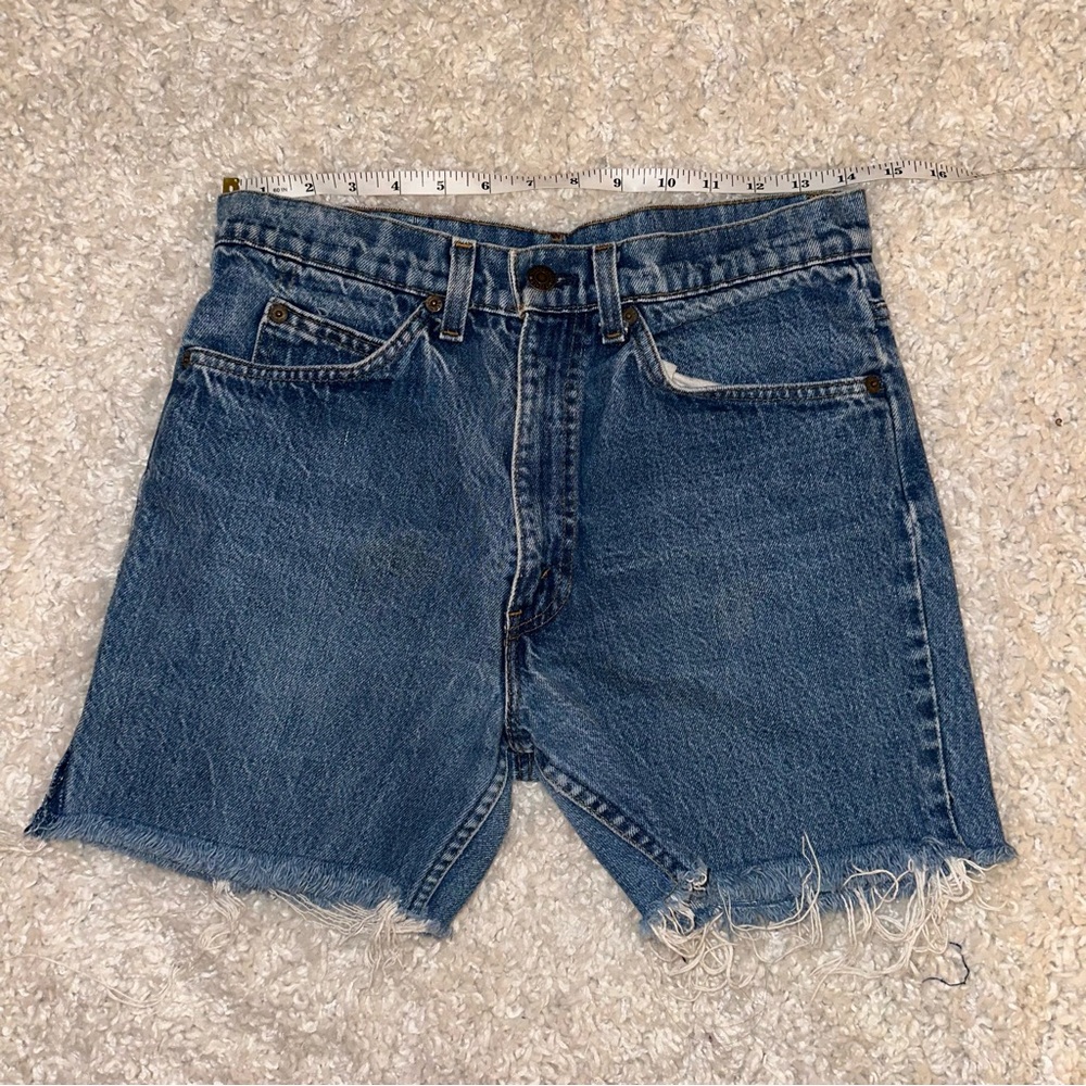 Vintage Levi’s shorts 28 inch